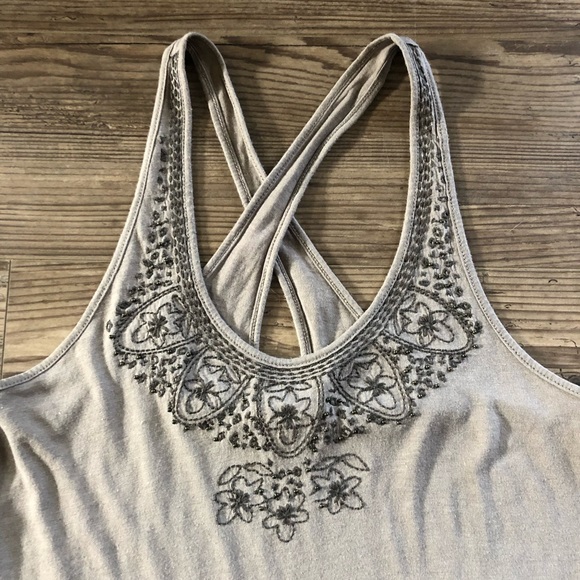 American Eagle stitched and beaded tank with cross back straps - Picture 2 of 7